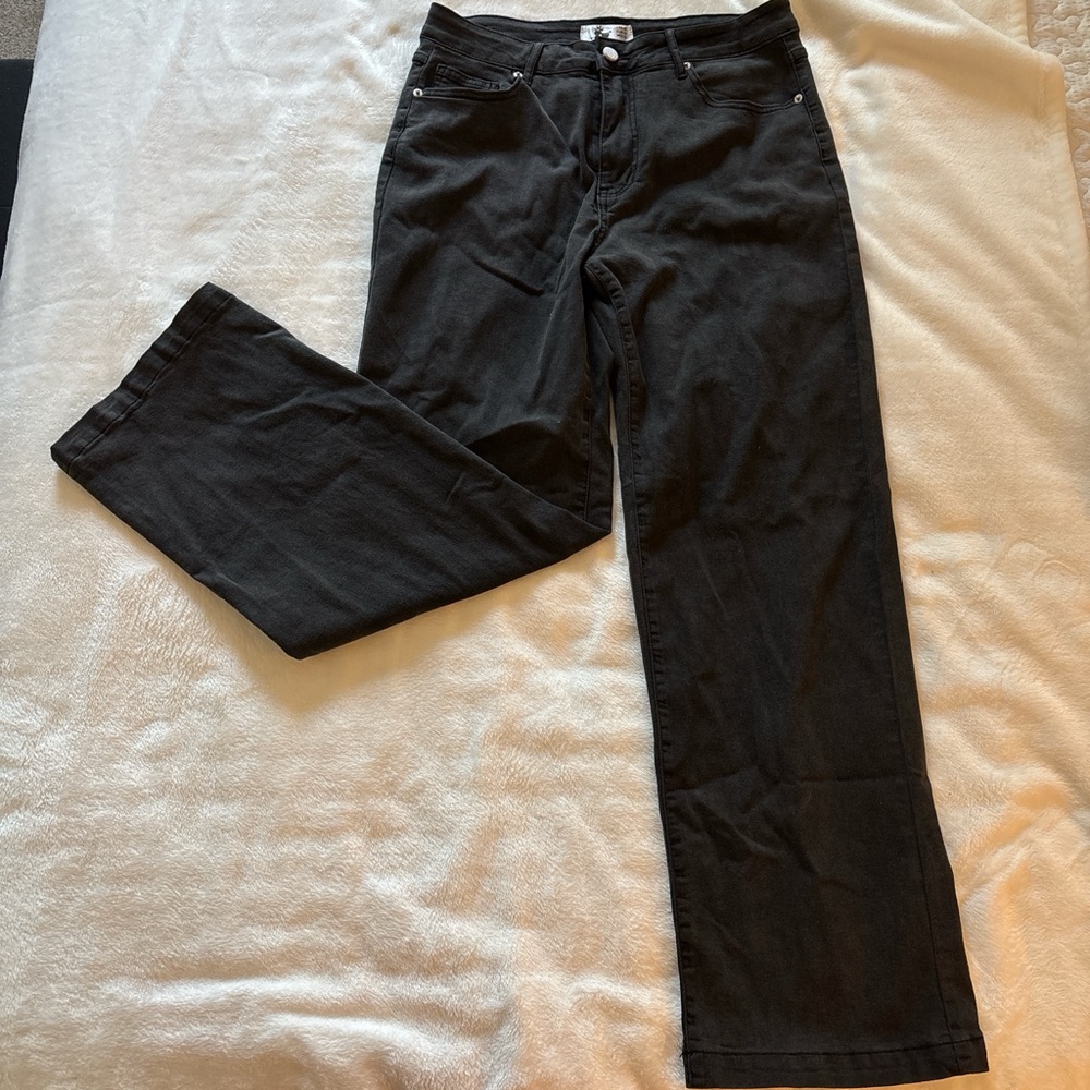 Black Straight-Leg Jeans